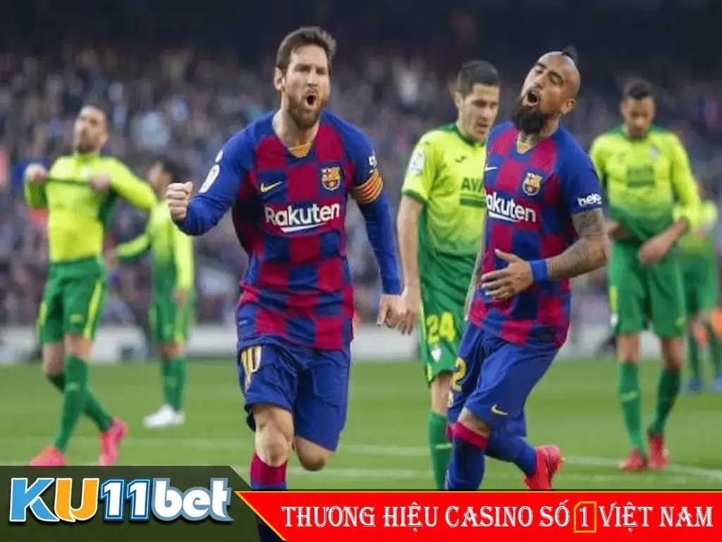 Poker trong bóng đá được hiểu như thế nào?